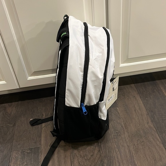 Adidas Excel 6 Backpack Book School Bag new fits 16” Laptop tech friendly - Picture 5 of 14